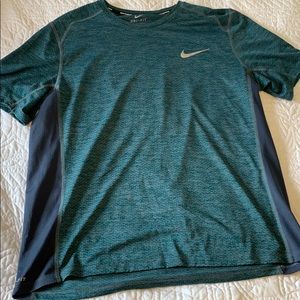 Nike Men’s Dri Fit Shirt